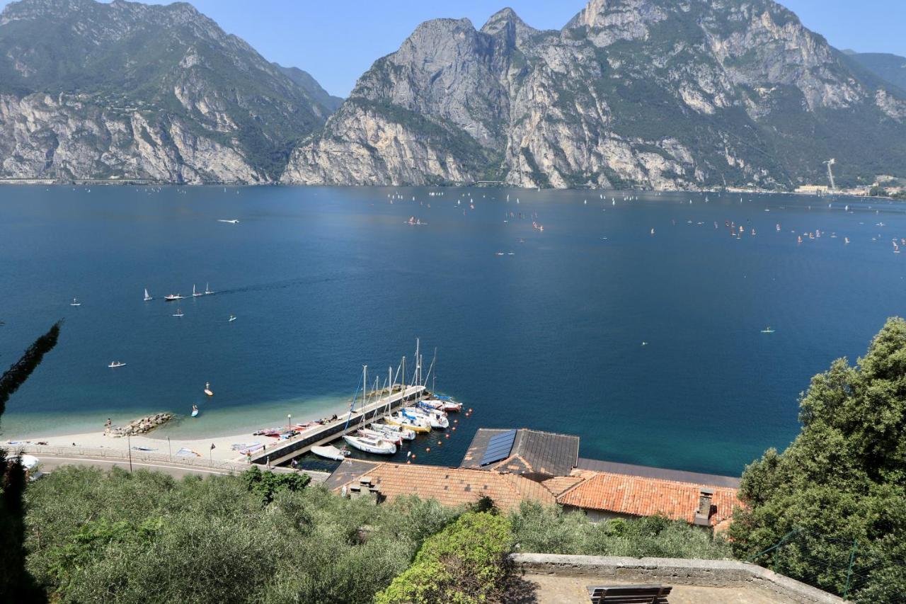 Vistalago Torbole Torbole Sul Garda Exterior foto