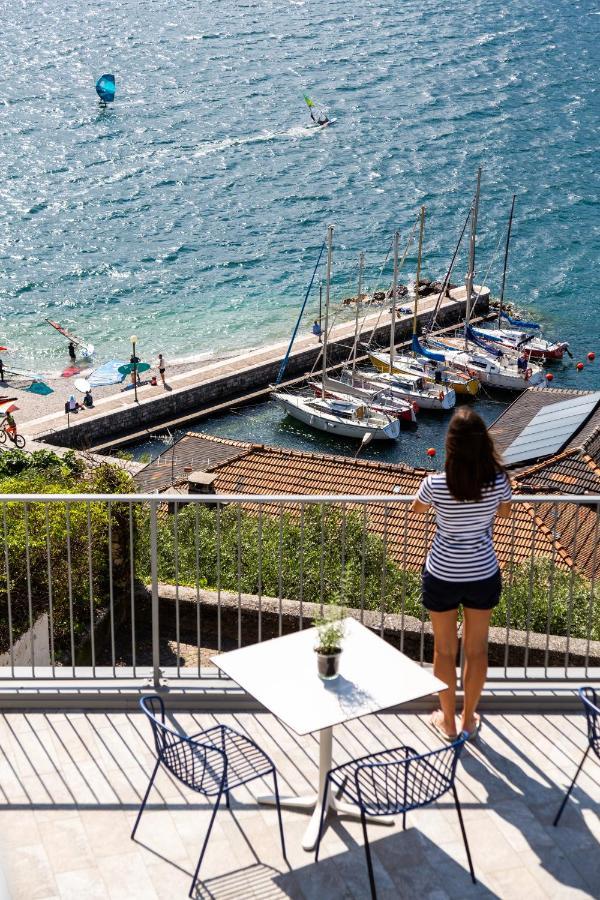Vistalago Torbole Torbole Sul Garda Exterior foto