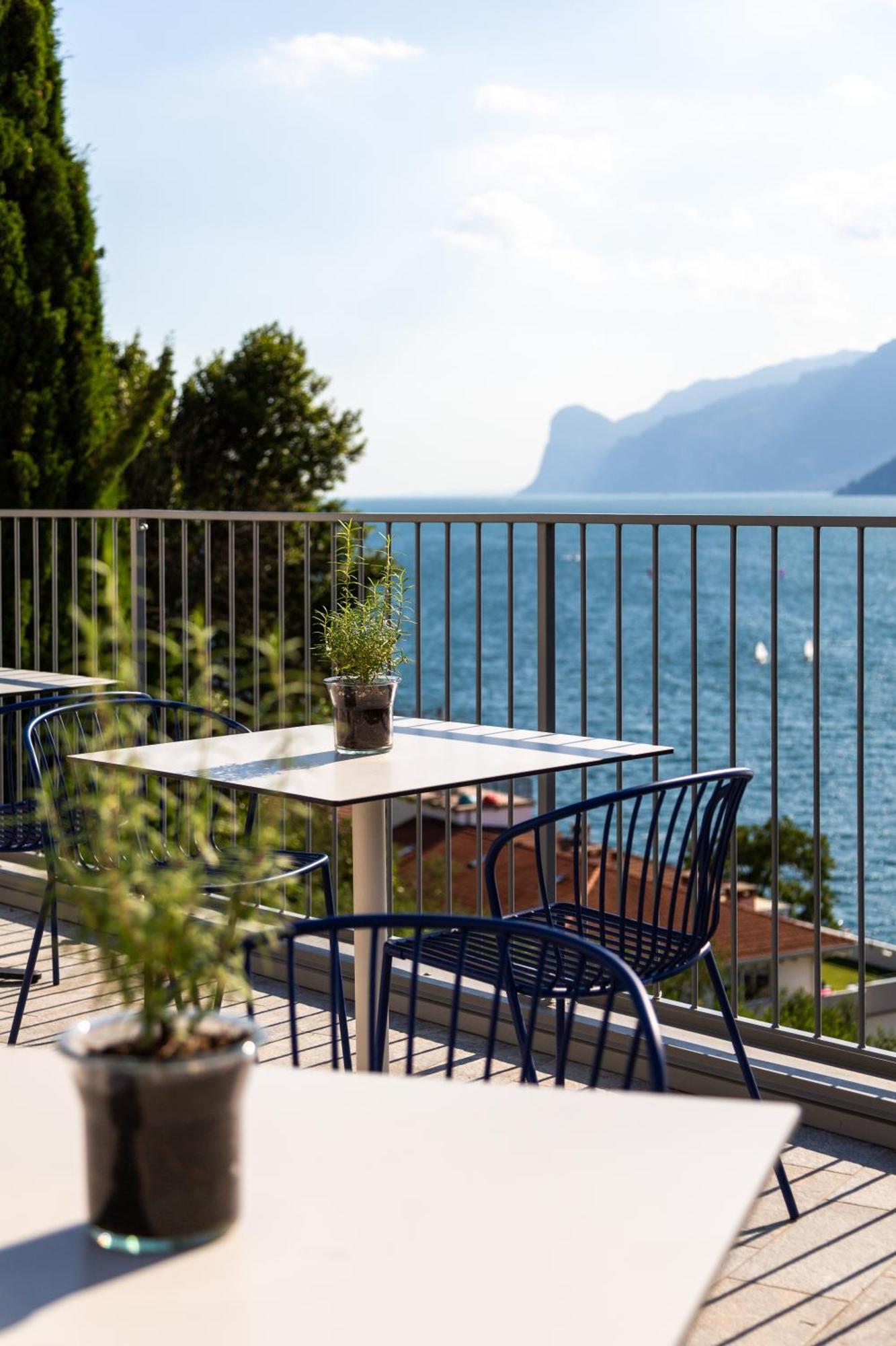 Vistalago Torbole Torbole Sul Garda Exterior foto